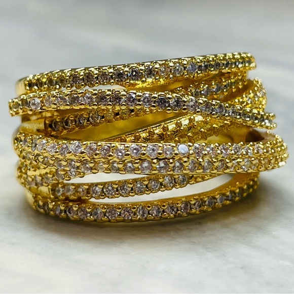 Size 7.5 Pave Crossover Highway Wide Band - Picture 1 of 11